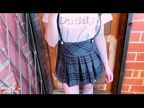 ❤️ Schoolgirl sûget har lul djip en neukt ynstee fan klassen. Fuckfideo by porno fy.bookland.top ﹏
